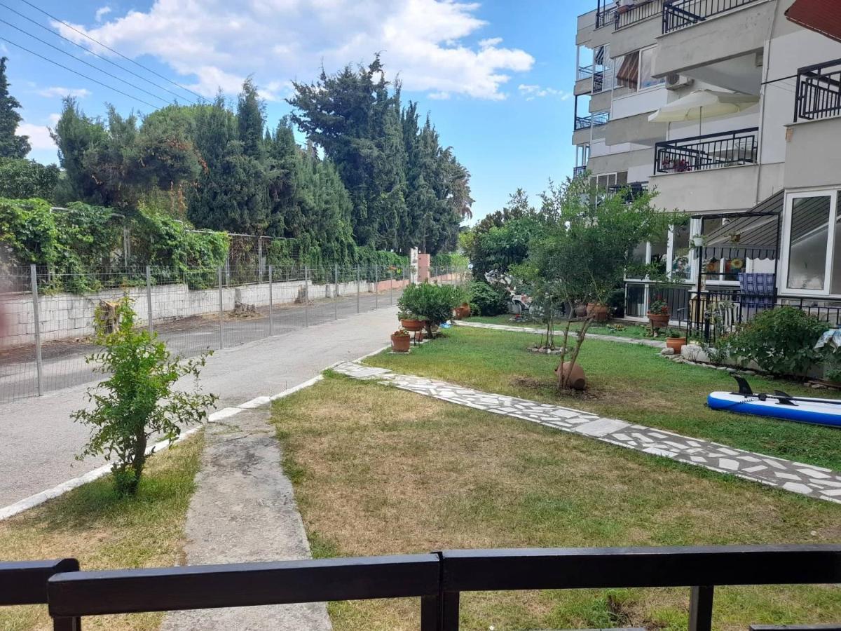 Nia'S Apartment By The Sea Nea Iraklitsa 外观 照片