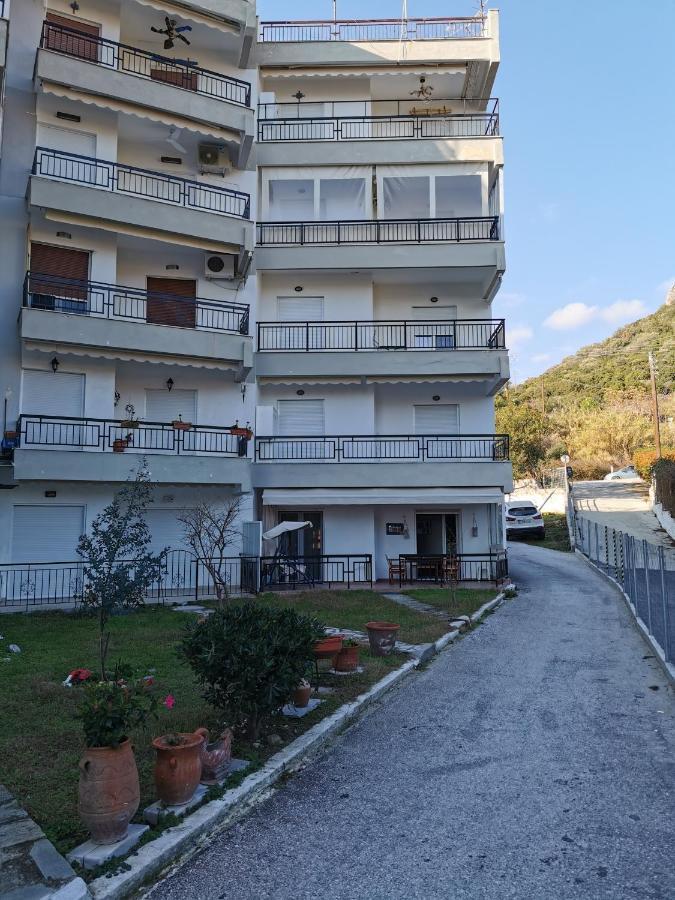 Nia'S Apartment By The Sea Nea Iraklitsa 外观 照片