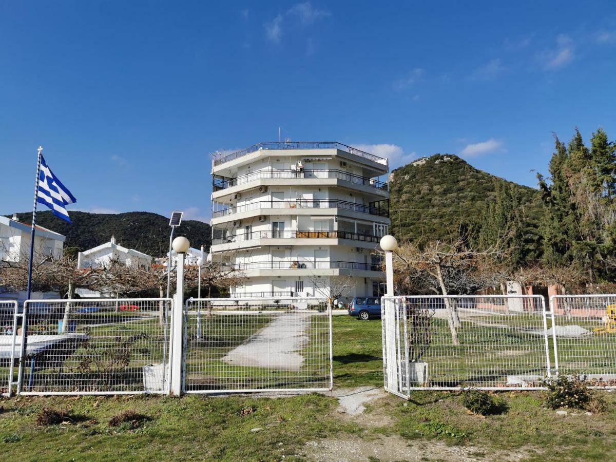 Nia'S Apartment By The Sea Nea Iraklitsa 外观 照片
